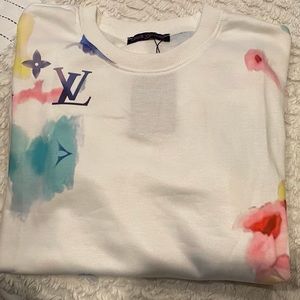 New LV lightweight sweatshirt
